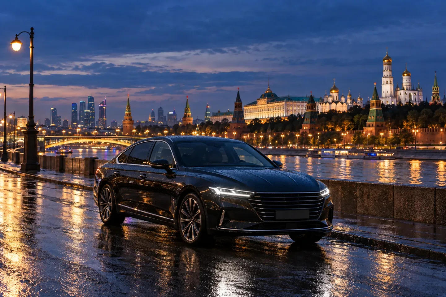Автомобиль на московской набережной